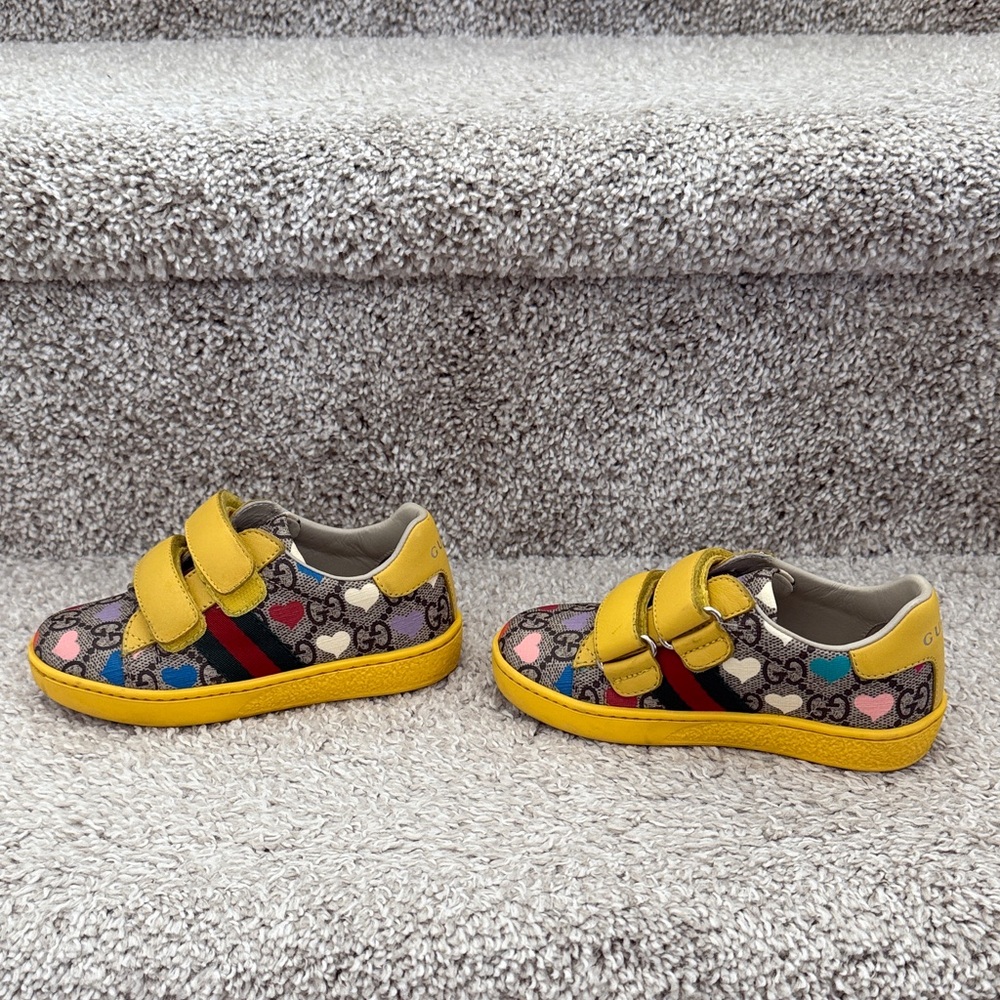 Gucci Kids Yellow Heart GG Canvas Velcro Sneakers - Picture 6 of 9